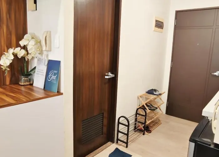 アパートホテル Deluxe One Bedroom By Christine Infront Of Trinoma Mall 3*