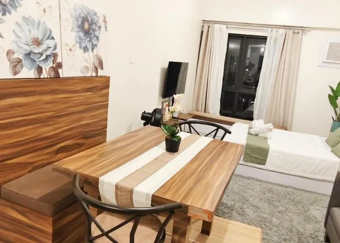 Deluxe One Bedroom By Christine Infront Of Trinoma Mall アパートホテル